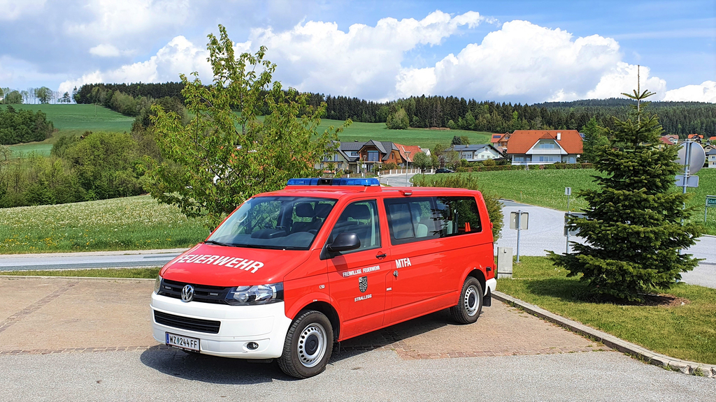 Mannschaftstransportfahrzeug mit Allradantrieb