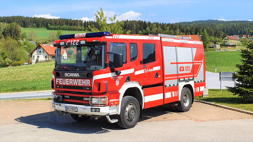 Tanklöschfahrzeug mit Allradantrieb und 4000 Liter Wasser