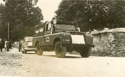Berglandfahrzeug - "kleiner Landrover"