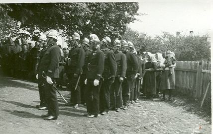 Aufmarsch der Feuerwehr unter Hauptmann Nikolaus List