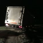 2017-11-12_lkw-bergung-hofzufahrt_002